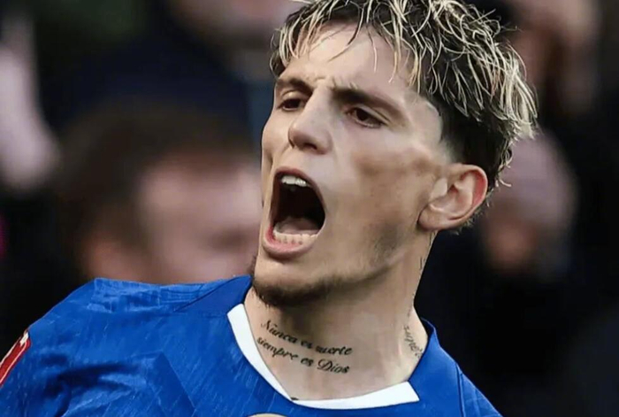 切尔西边锋加纳乔遭河床挖角，库德特亲自接触