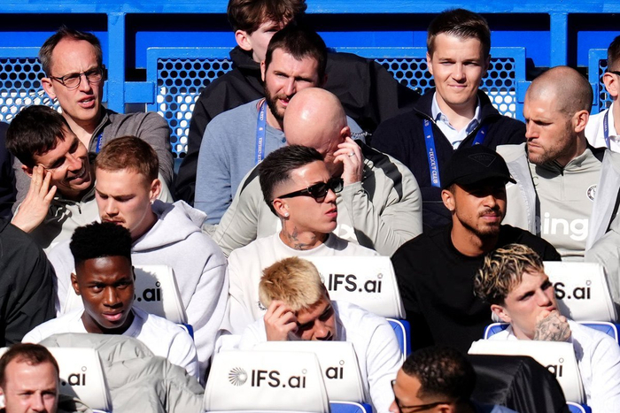 曼城逆转切尔西 萨拉赫绝杀助蓝月登顶英超