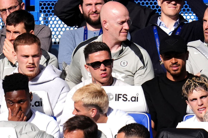 曼城逆转切尔西 萨拉赫绝杀助蓝月登顶英超