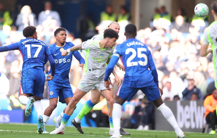 曼城逆转切尔西 萨拉赫绝杀助蓝月登顶英超