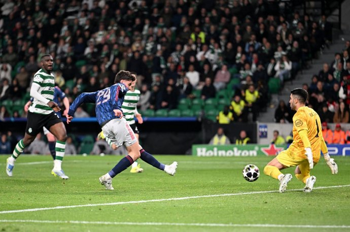 阿森纳绝杀晋级，马丁助攻成关键战转折点